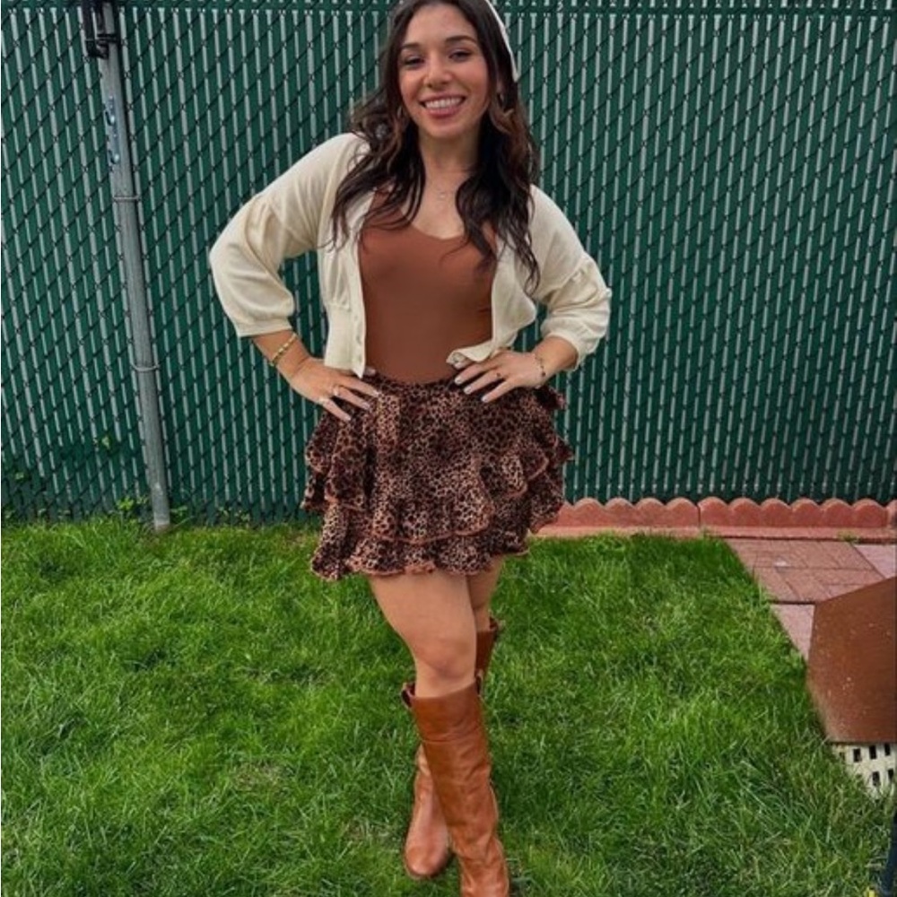 ❤️🔥Firm Price❤️🔥Aerie Handkerchief micro skort - Picture 7 of 10